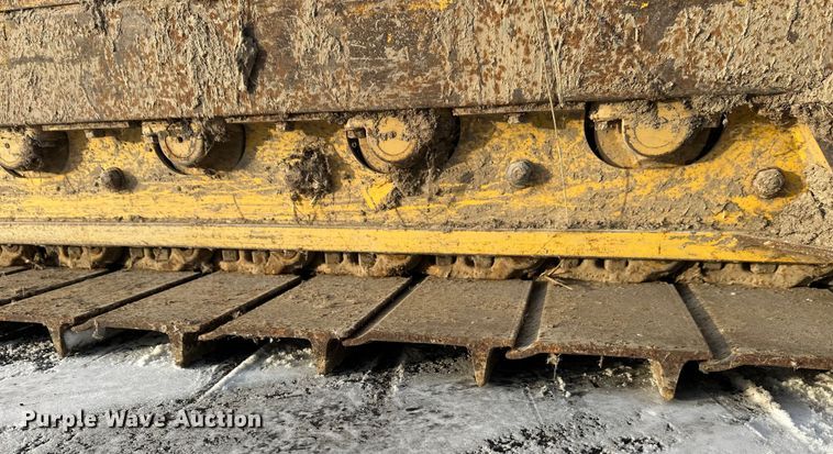 image for item DW4994 1990 John Deere 550G dozer