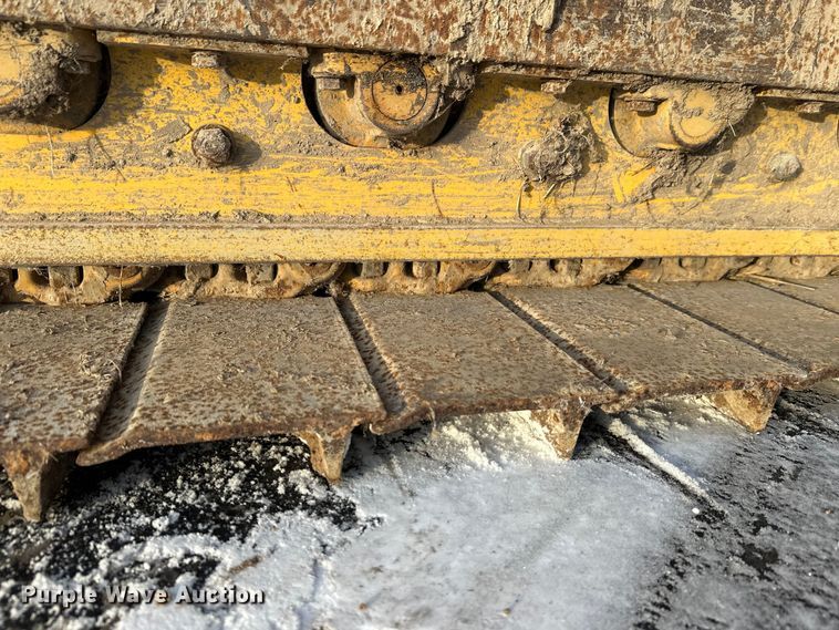 image for item DW4994 1990 John Deere 550G dozer