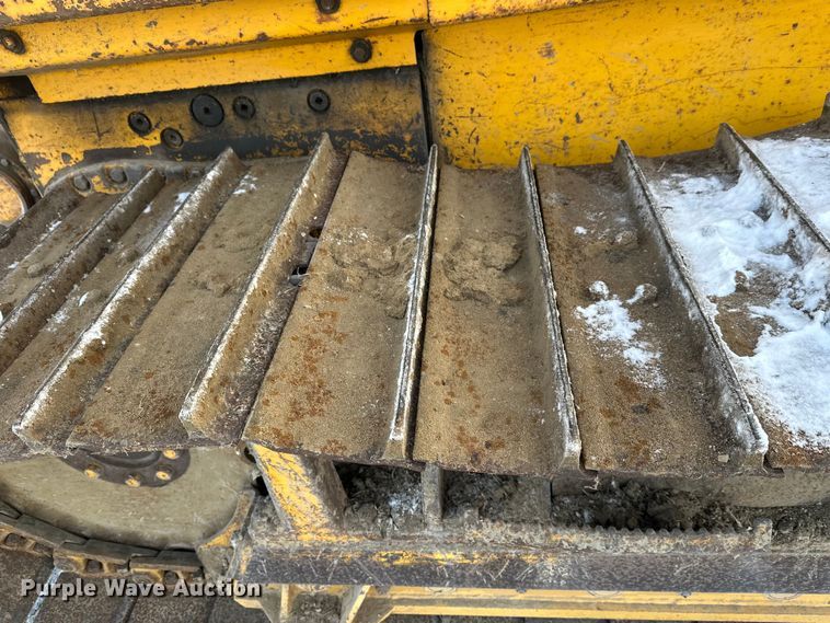 image for item DW4994 1990 John Deere 550G dozer