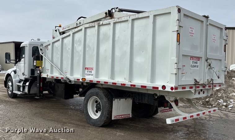 image for item DW7481 2025 Kenworth T600 grapple truck