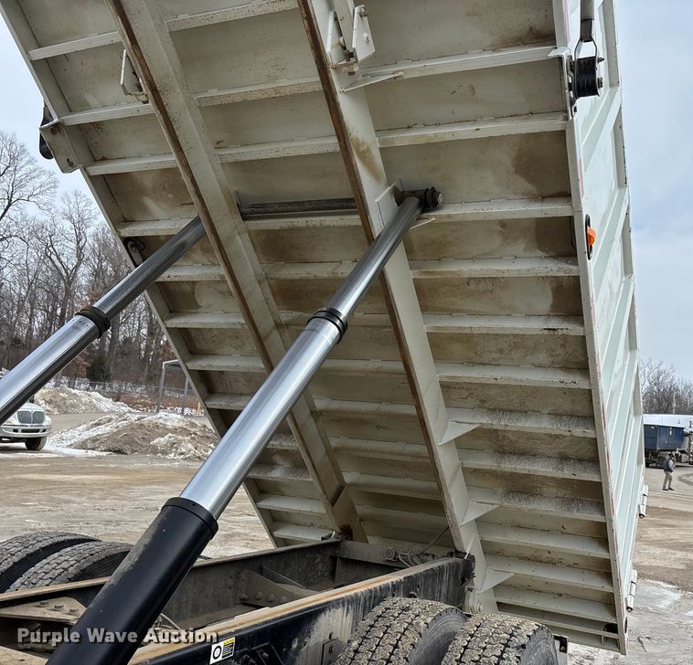 image for item DW7481 2025 Kenworth T600 grapple truck