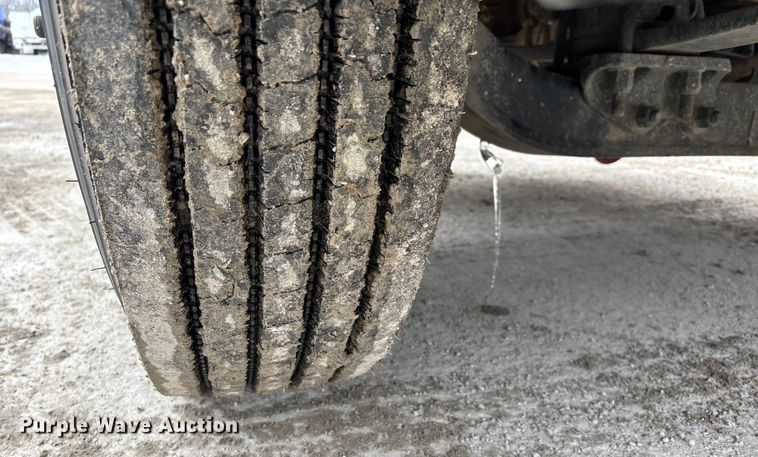 image for item DW7481 2025 Kenworth T600 grapple truck