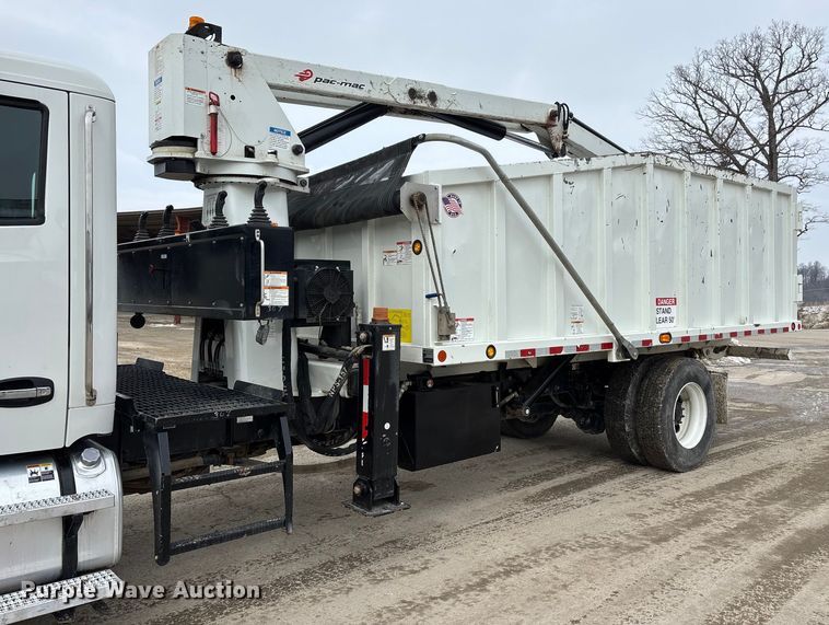 image for item DW7482 2025 Kenworth T600 grapple truck