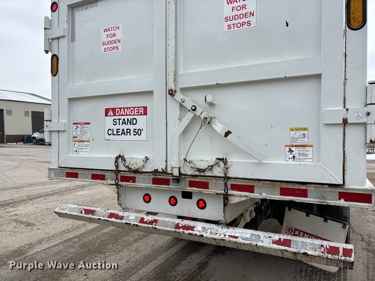 image for item DW7482 2025 Kenworth T600 grapple truck