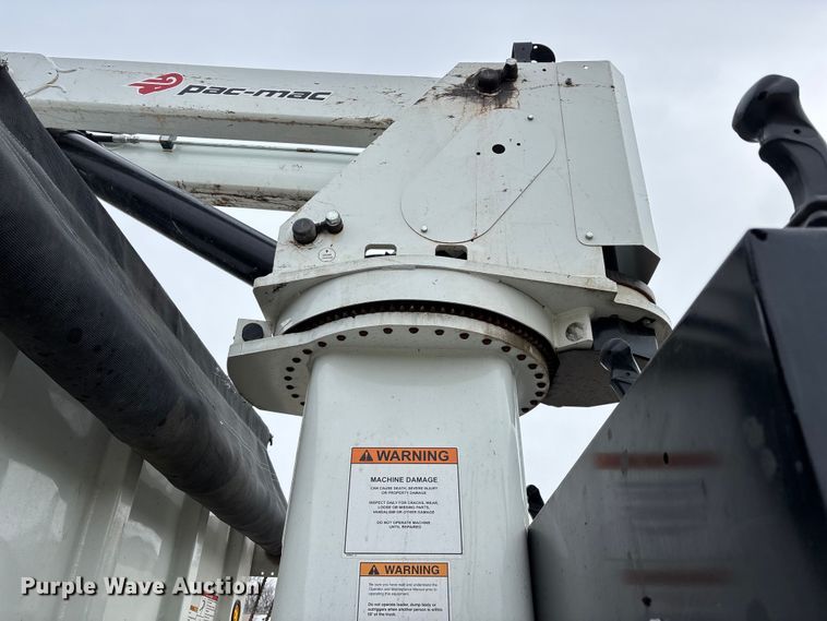 image for item DW7482 2025 Kenworth T600 grapple truck