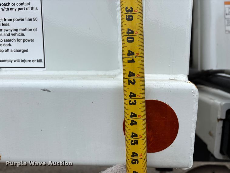 image for item DW7482 2025 Kenworth T600 grapple truck