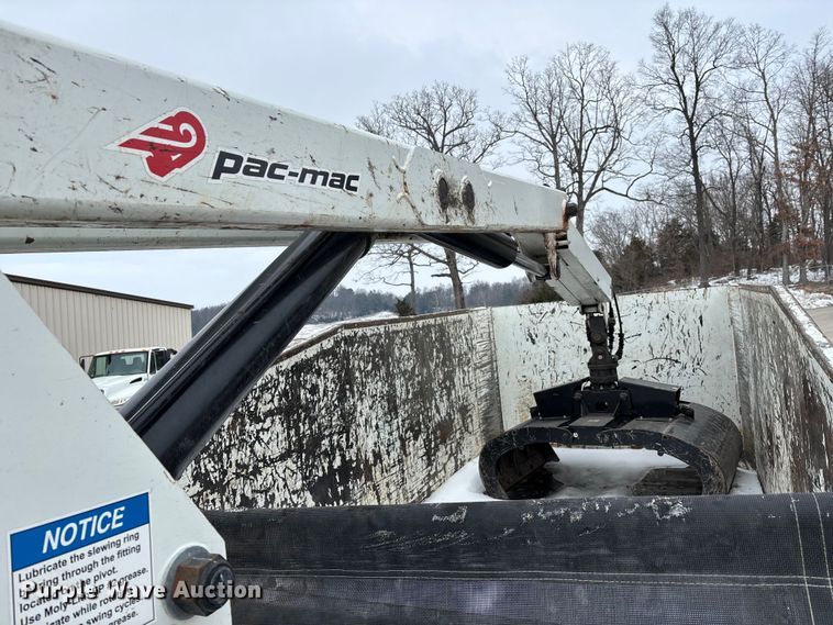 image for item DW7482 2025 Kenworth T600 grapple truck