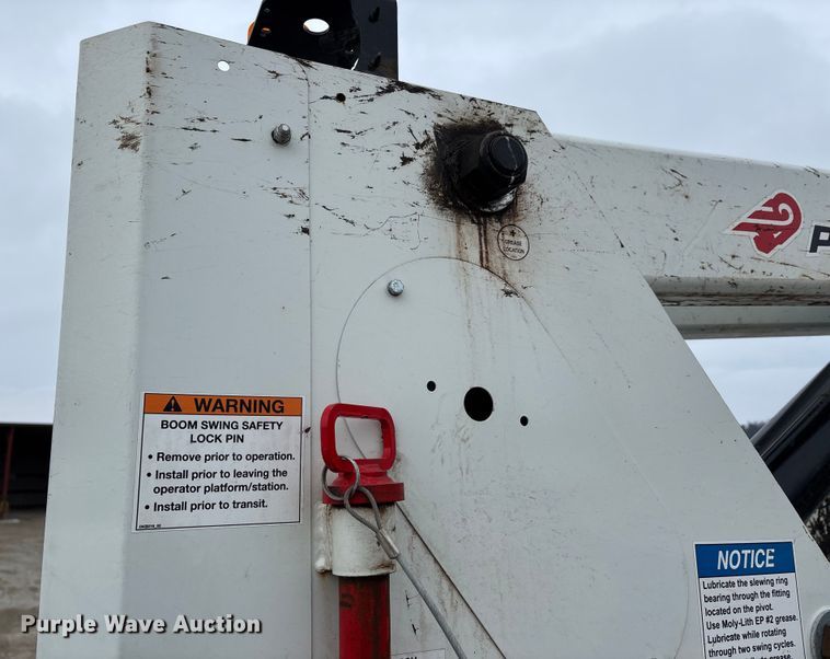 image for item DW7482 2025 Kenworth T600 grapple truck