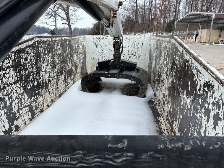 image for item DW7482 2025 Kenworth T600 grapple truck