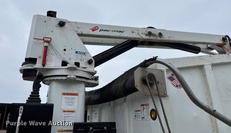 image for item DW7484 2025 Kenworth T600 grapple truck