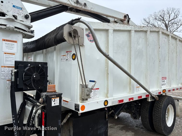 image for item DW7484 2025 Kenworth T600 grapple truck