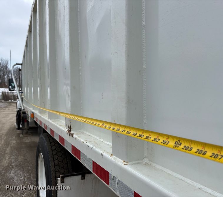 image for item DW7484 2025 Kenworth T600 grapple truck