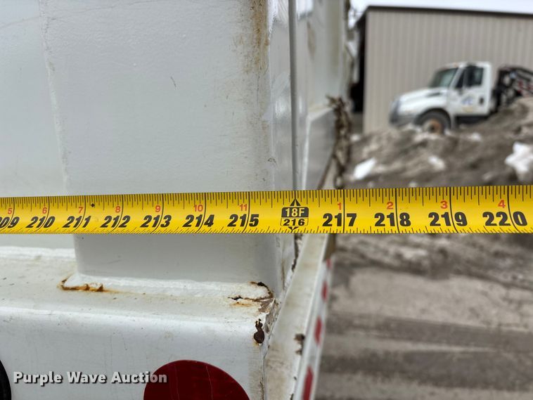 image for item DW7484 2025 Kenworth T600 grapple truck