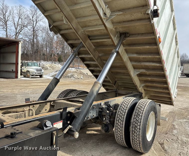 image for item DW7484 2025 Kenworth T600 grapple truck