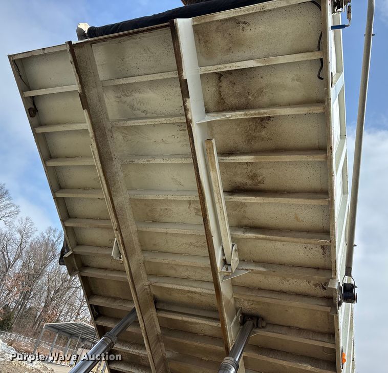 image for item DW7484 2025 Kenworth T600 grapple truck