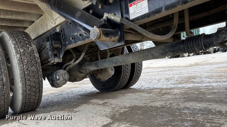 image for item DW7484 2025 Kenworth T600 grapple truck