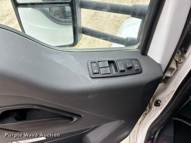 image for item DW7484 2025 Kenworth T600 grapple truck