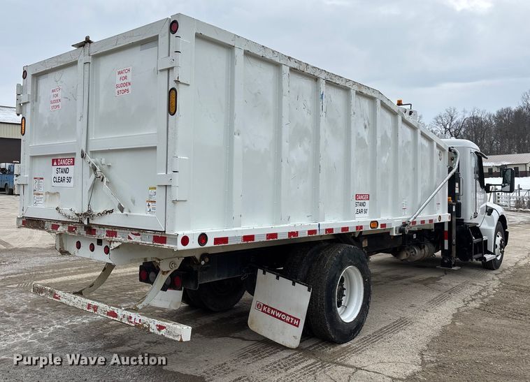 image for item DW7485 2025 Kenworth T600 grapple truck