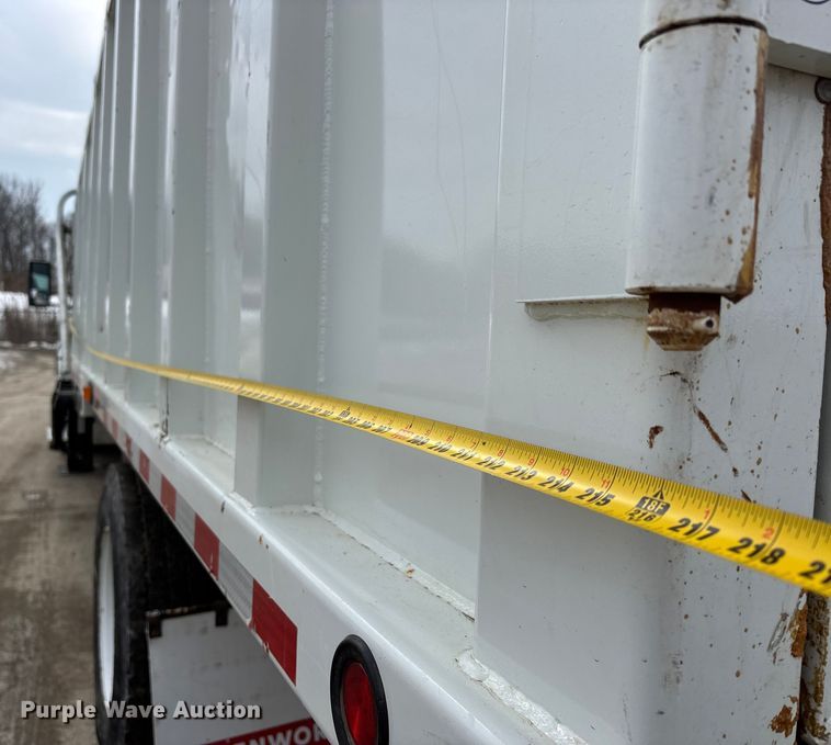 image for item DW7485 2025 Kenworth T600 grapple truck