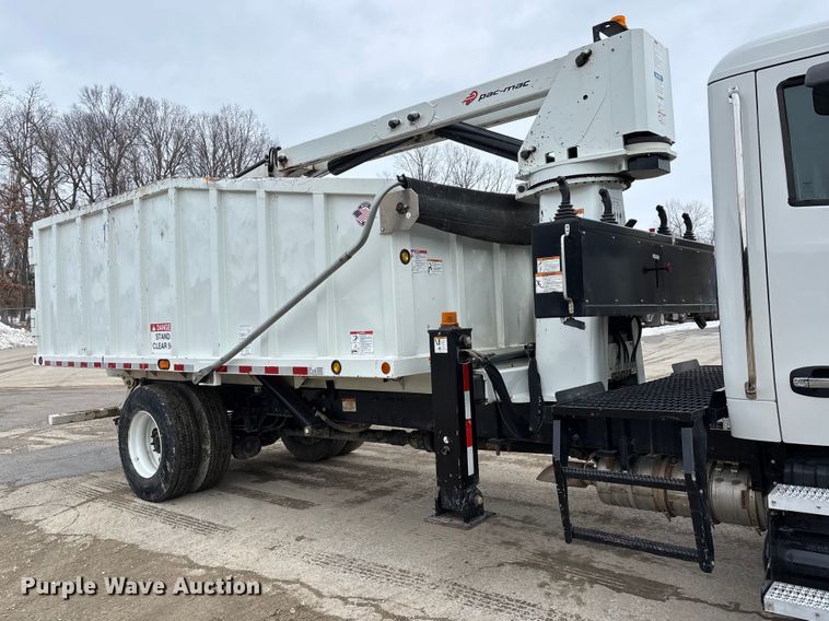 image for item DW7485 2025 Kenworth T600 grapple truck