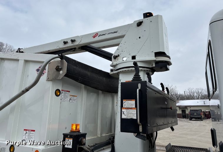 image for item DW7485 2025 Kenworth T600 grapple truck