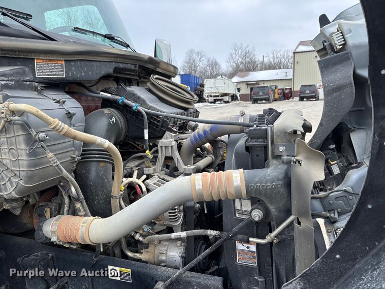 image for item DW7485 2025 Kenworth T600 grapple truck