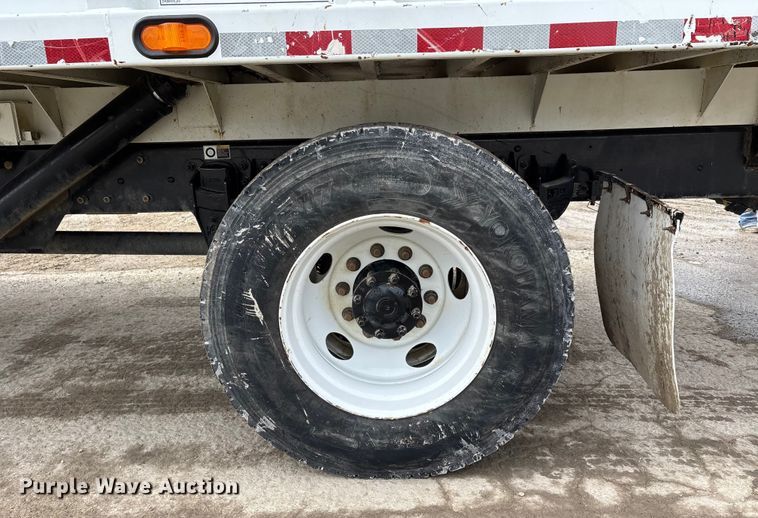 image for item DW7485 2025 Kenworth T600 grapple truck