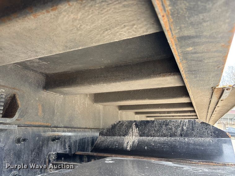 image for item DW7486 2025 Mack LR refuse truck