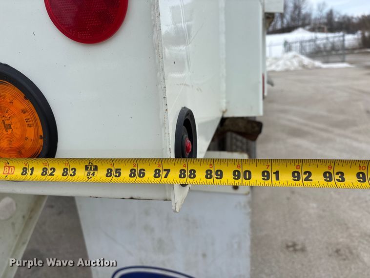 image for item DW7486 2025 Mack LR refuse truck