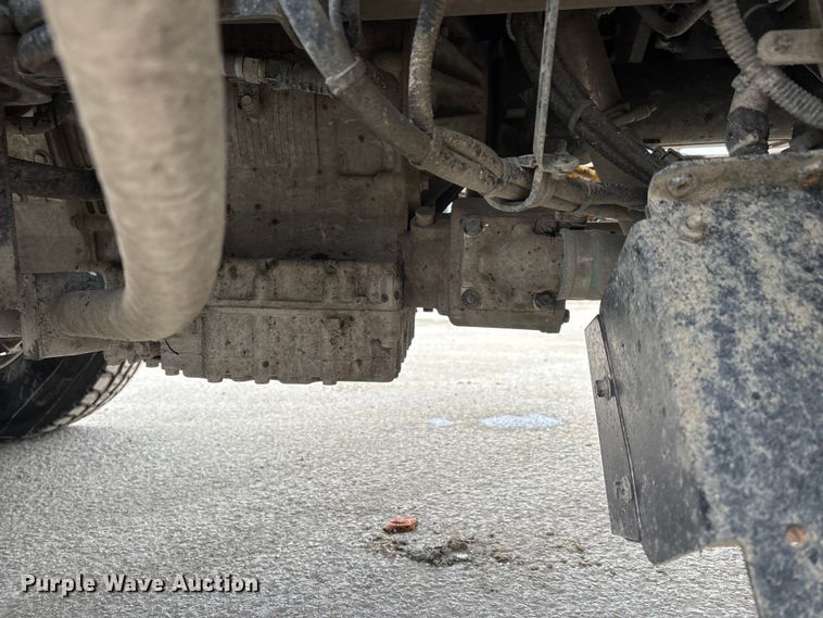 image for item DW7486 2025 Mack LR refuse truck