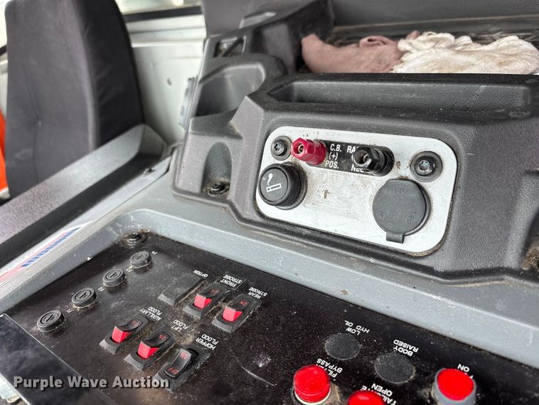 image for item DW7486 2025 Mack LR refuse truck