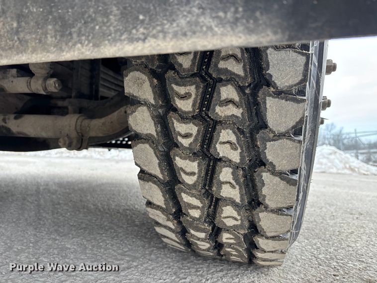 image for item DW7486 2025 Mack LR refuse truck