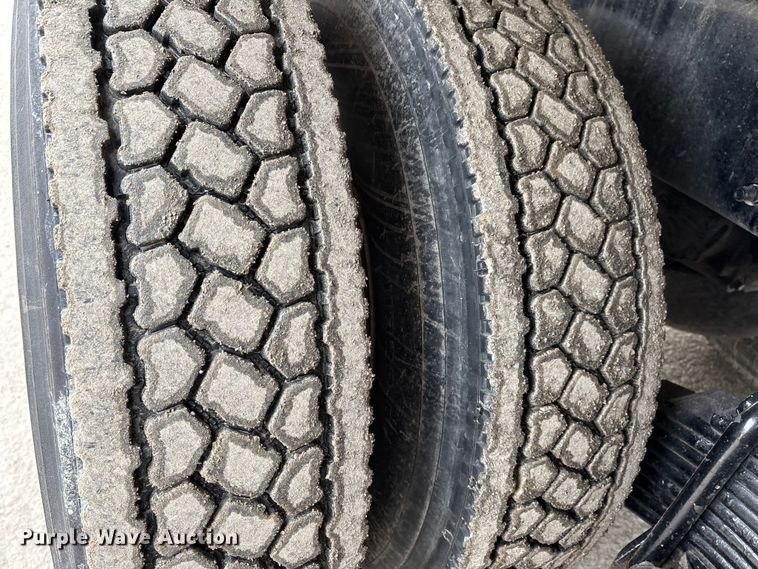 image for item DW7486 2025 Mack LR refuse truck