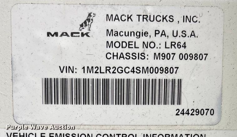 image for item DW7486 2025 Mack LR refuse truck