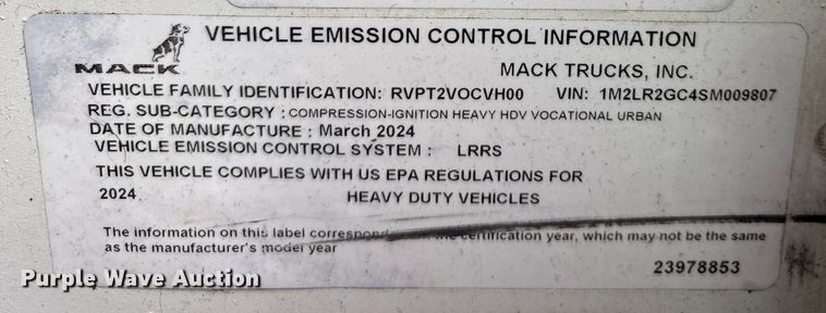 image for item DW7486 2025 Mack LR refuse truck