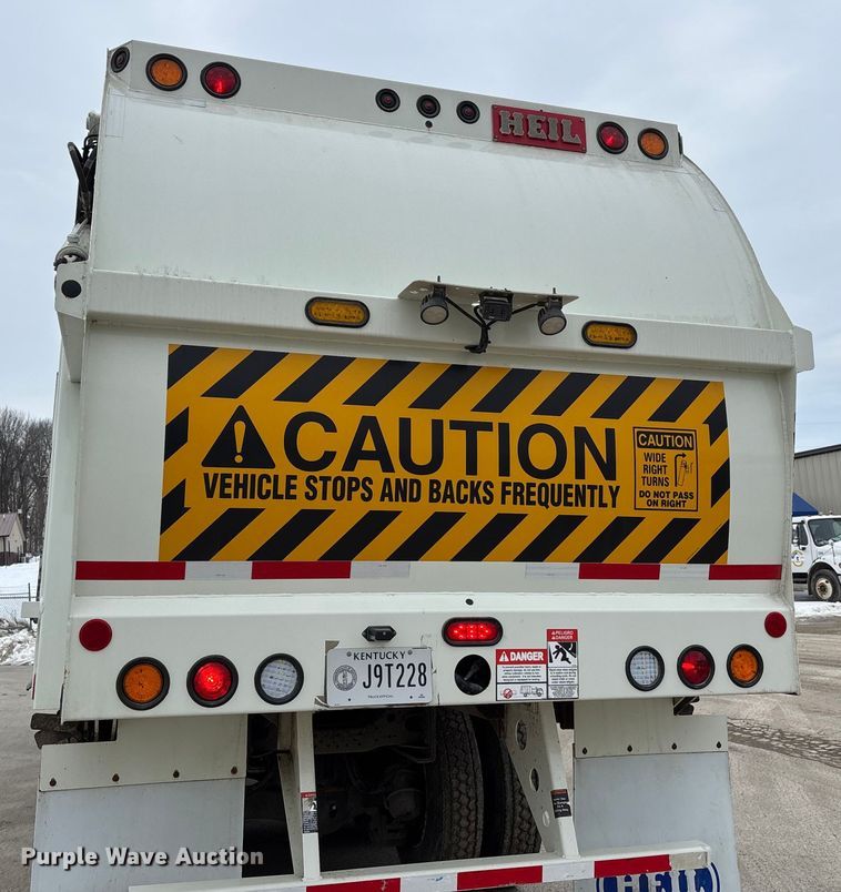 image for item DW7487 2025 Mack LR refuse truck