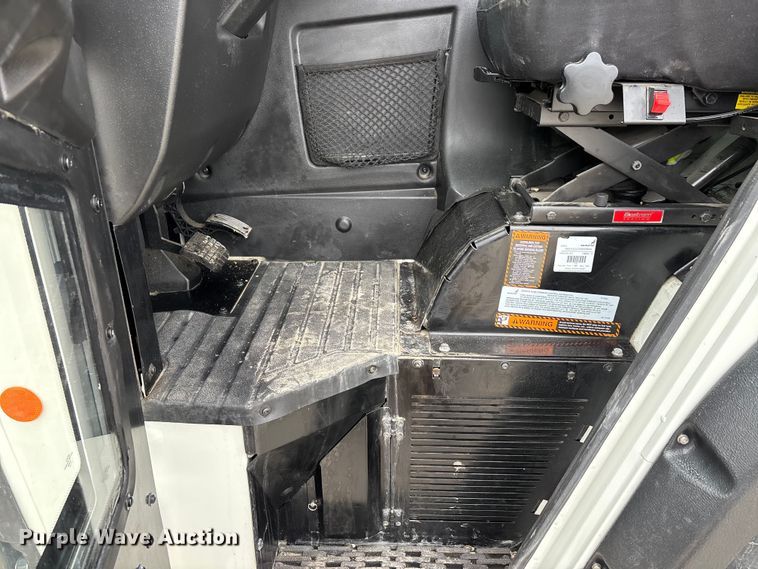 image for item DW7487 2025 Mack LR refuse truck