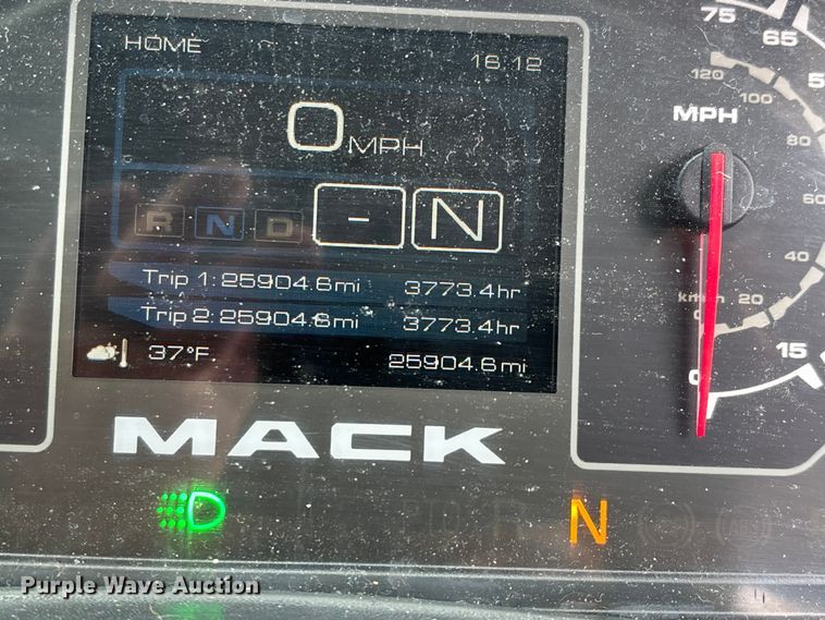 image for item DW7487 2025 Mack LR refuse truck