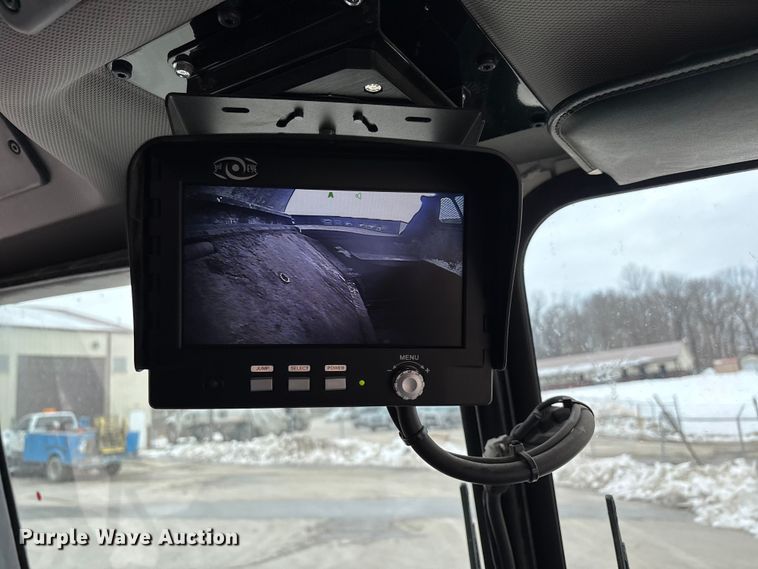 image for item DW7487 2025 Mack LR refuse truck