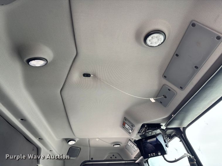 image for item DW7487 2025 Mack LR refuse truck