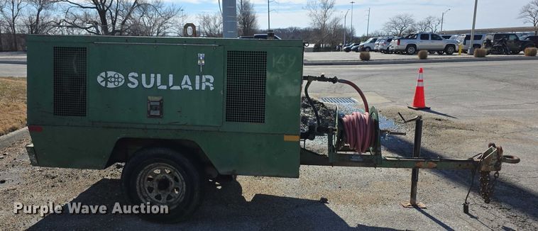 image for item DZ3710 1991 Sullair 185Q air compressor