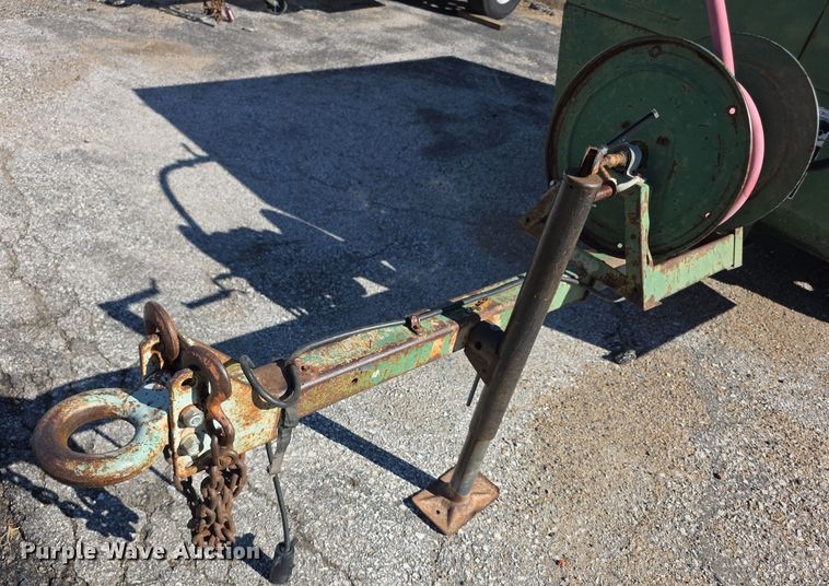 image for item DZ3710 1991 Sullair 185Q air compressor