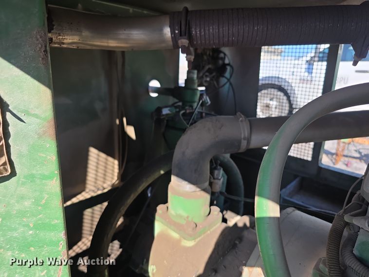 image for item DZ3710 1991 Sullair 185Q air compressor