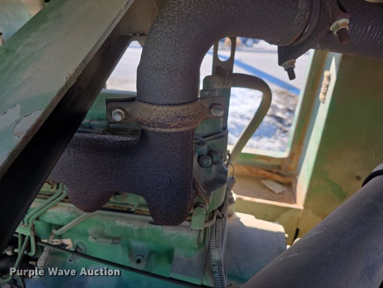 image for item DZ3710 1991 Sullair 185Q air compressor