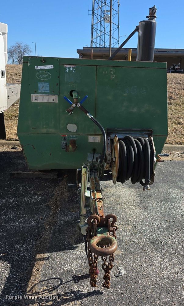 image for item DZ3711 1991 Sullair 185Q air compressor