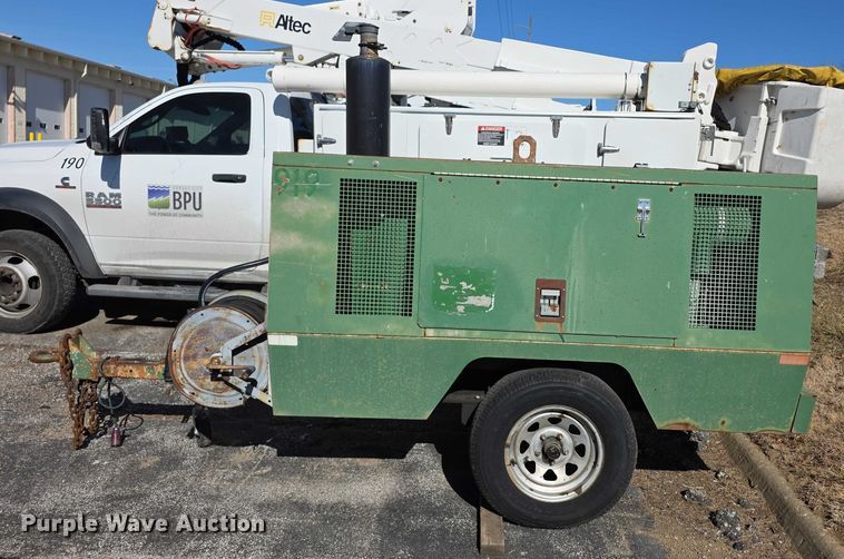 image for item DZ3711 1991 Sullair 185Q air compressor