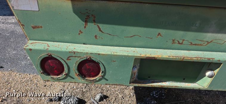 image for item DZ3711 1991 Sullair 185Q air compressor