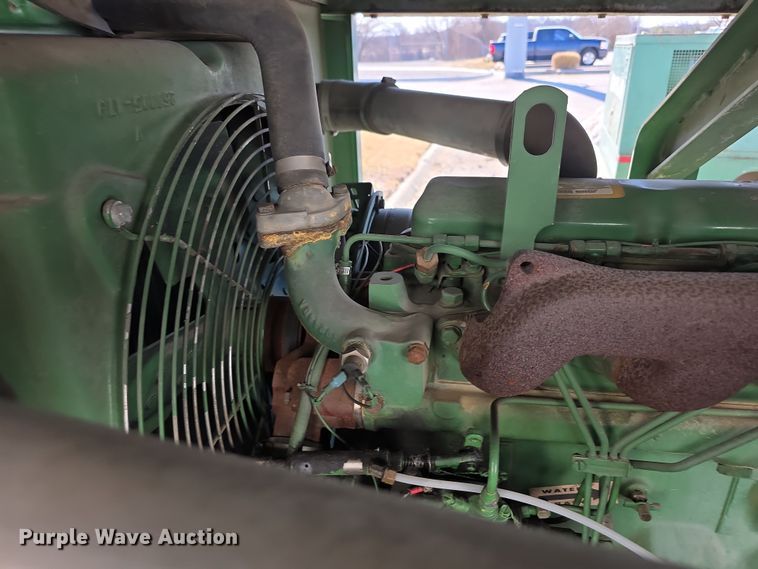 image for item DZ3711 1991 Sullair 185Q air compressor