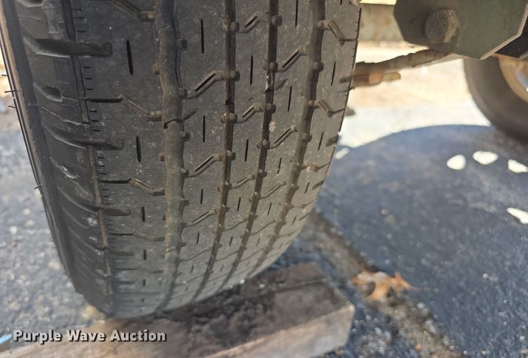 image for item DZ3711 1991 Sullair 185Q air compressor