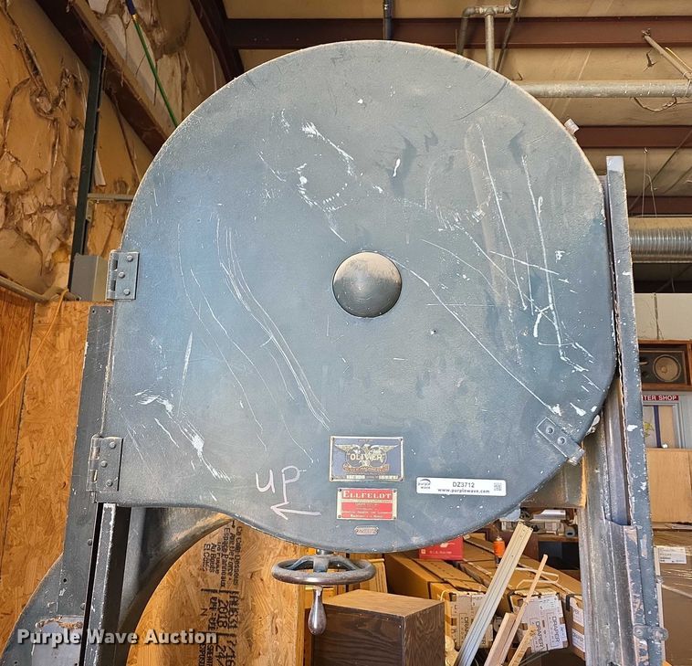 image for item DZ3712 Oliver 116D  band saw